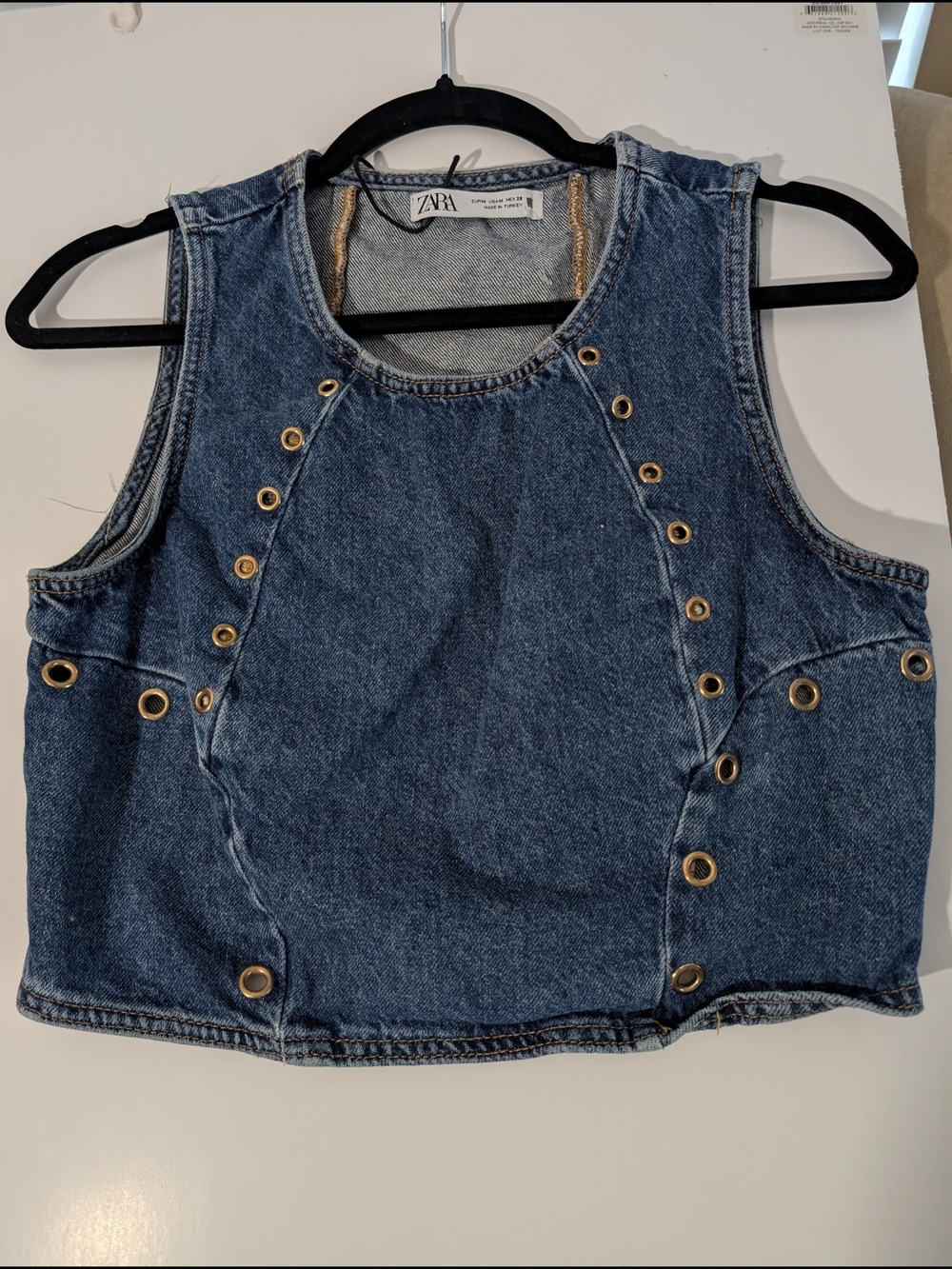 Zara Blue Denim Eyelet cropped sleeveless top